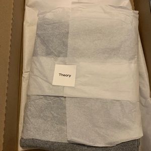 Theory Cashmere Scarf - gray